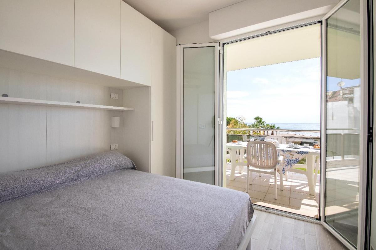 Residence Brezza Di Mare San Benedetto del Tronto Exterior foto