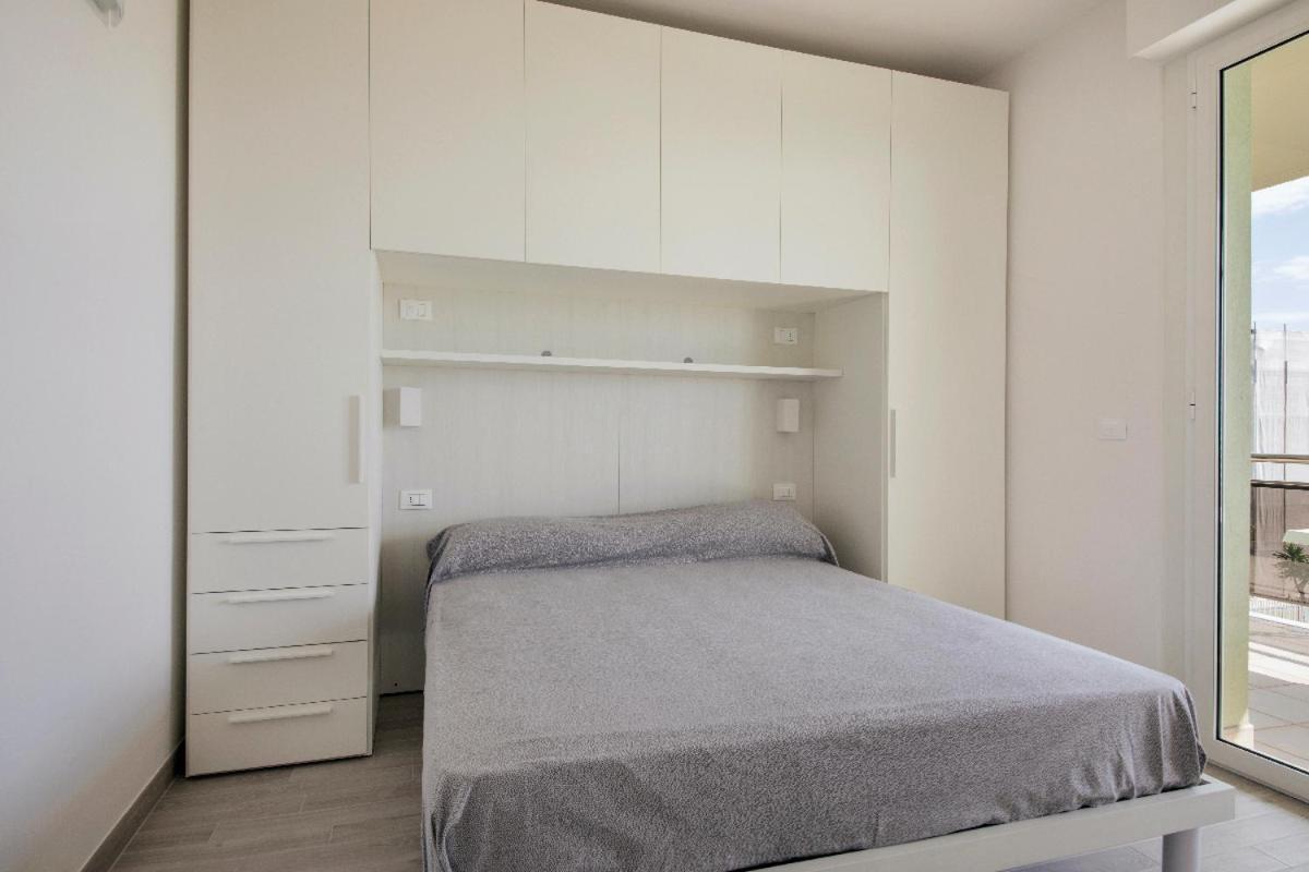 Residence Brezza Di Mare San Benedetto del Tronto Exterior foto