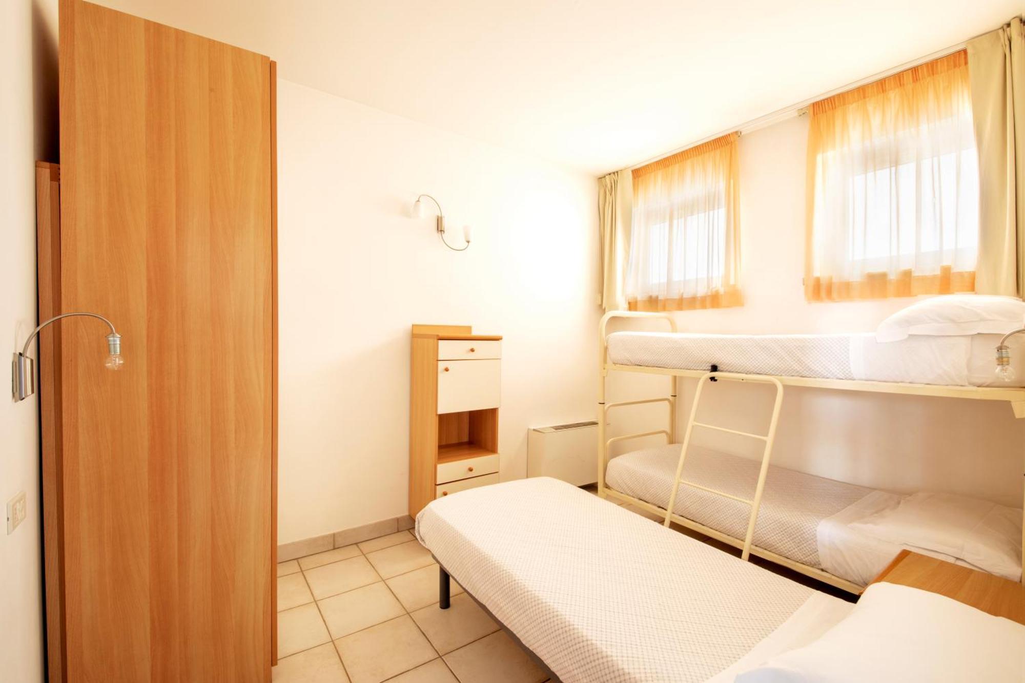 Residence Brezza Di Mare San Benedetto del Tronto Exterior foto