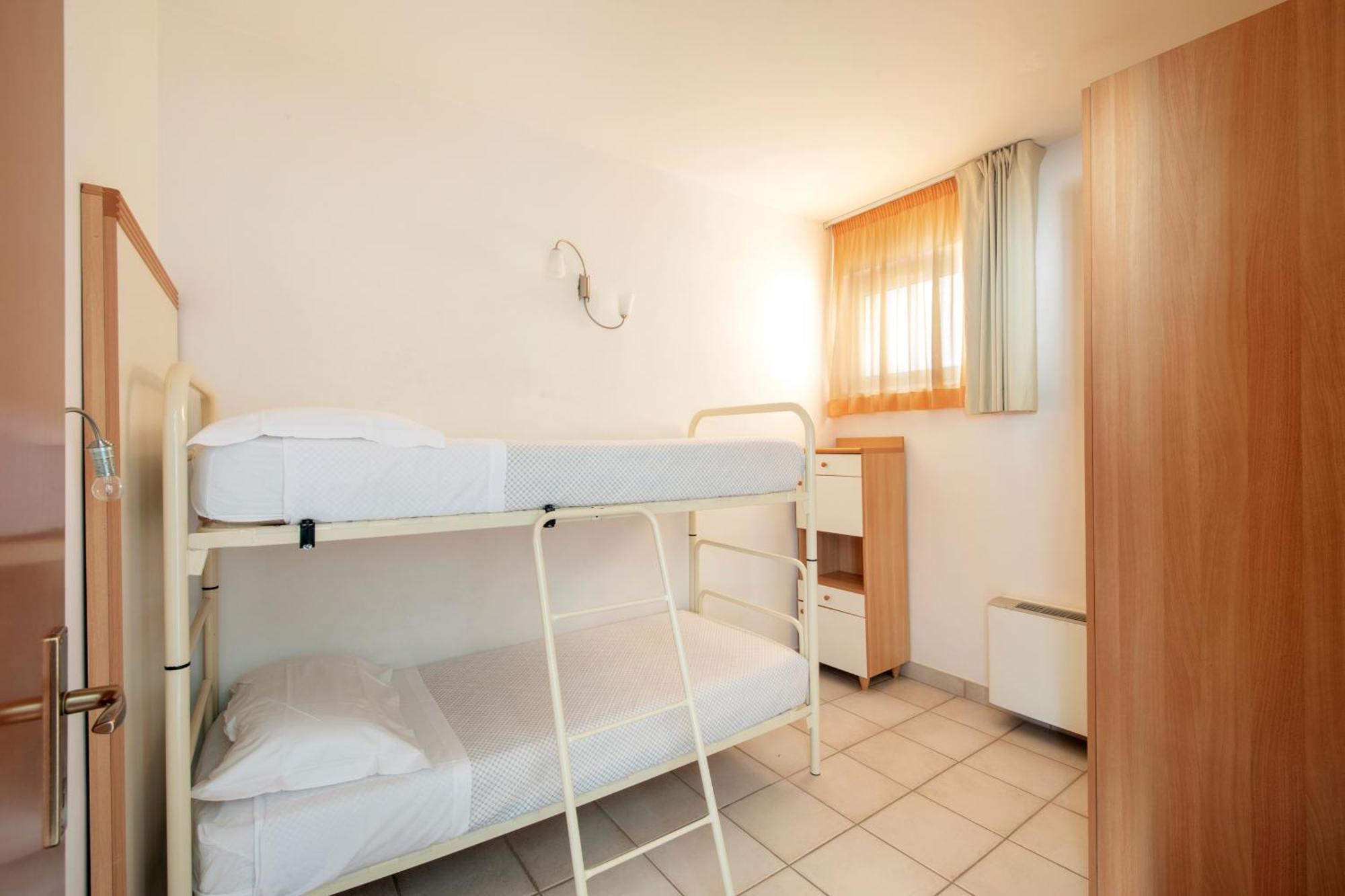 Residence Brezza Di Mare San Benedetto del Tronto Exterior foto