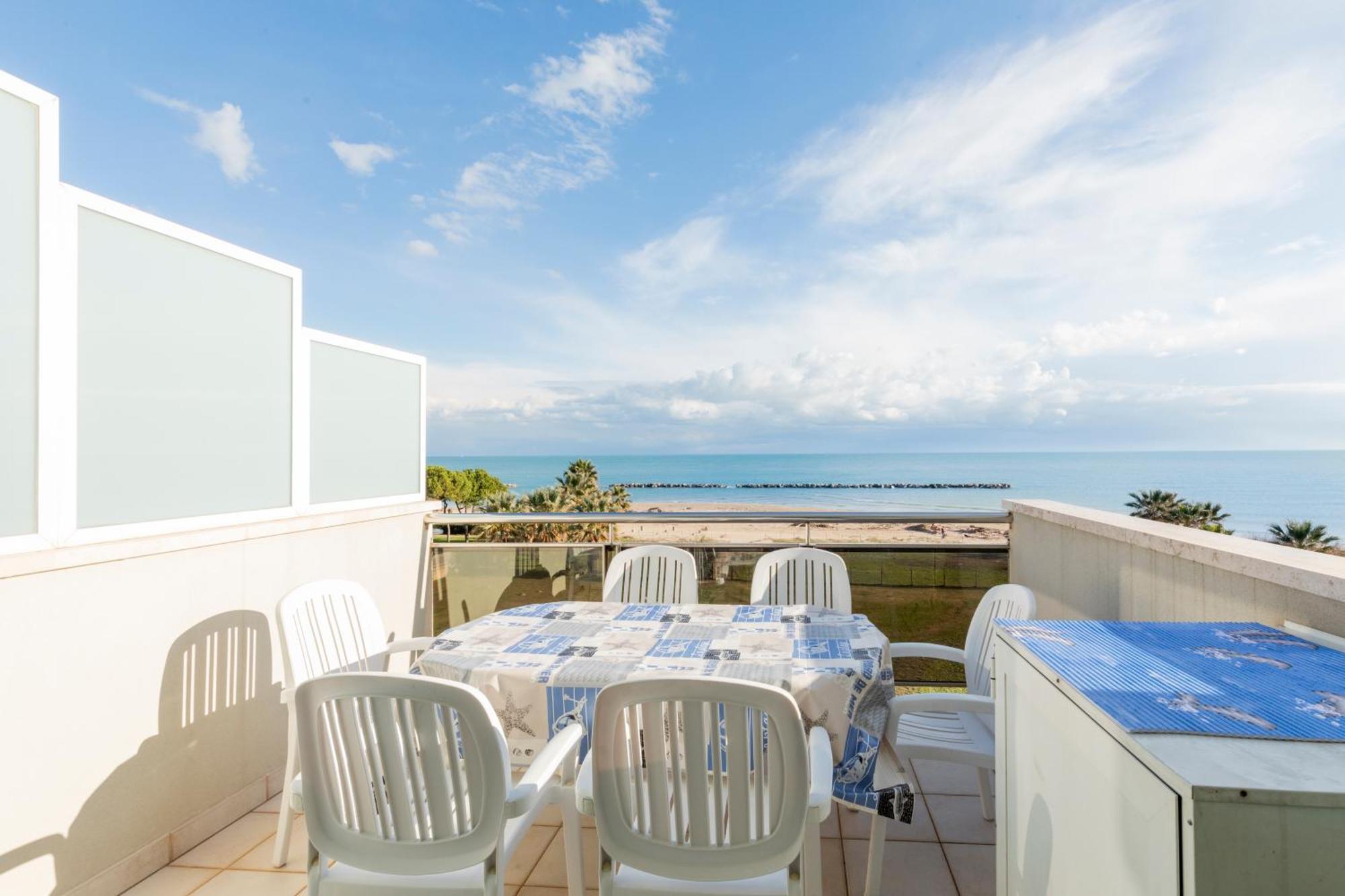 Residence Brezza Di Mare San Benedetto del Tronto Exterior foto
