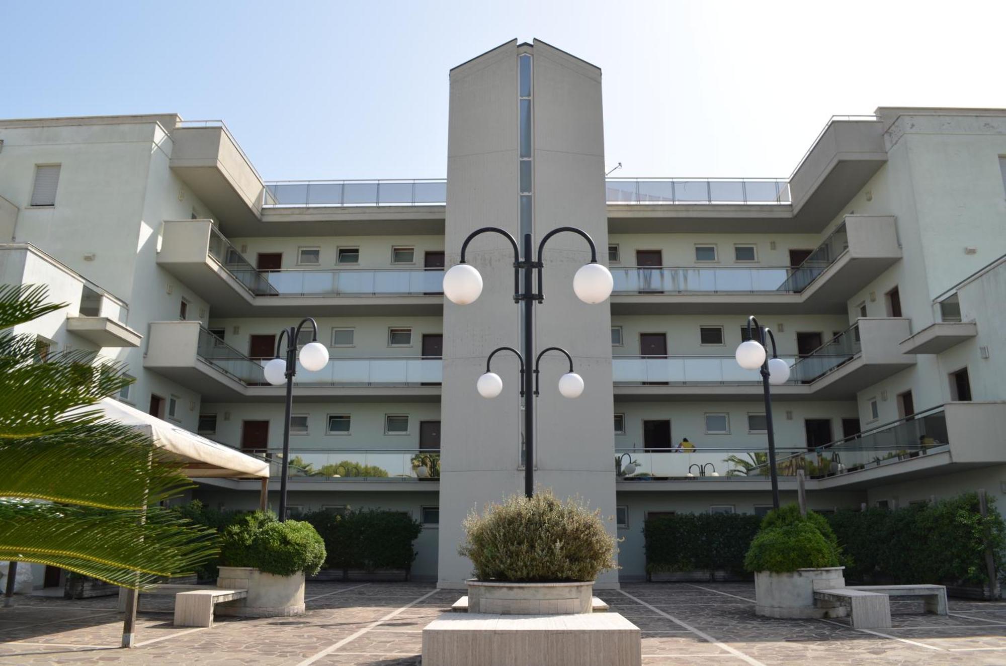 Residence Brezza Di Mare San Benedetto del Tronto Exterior foto